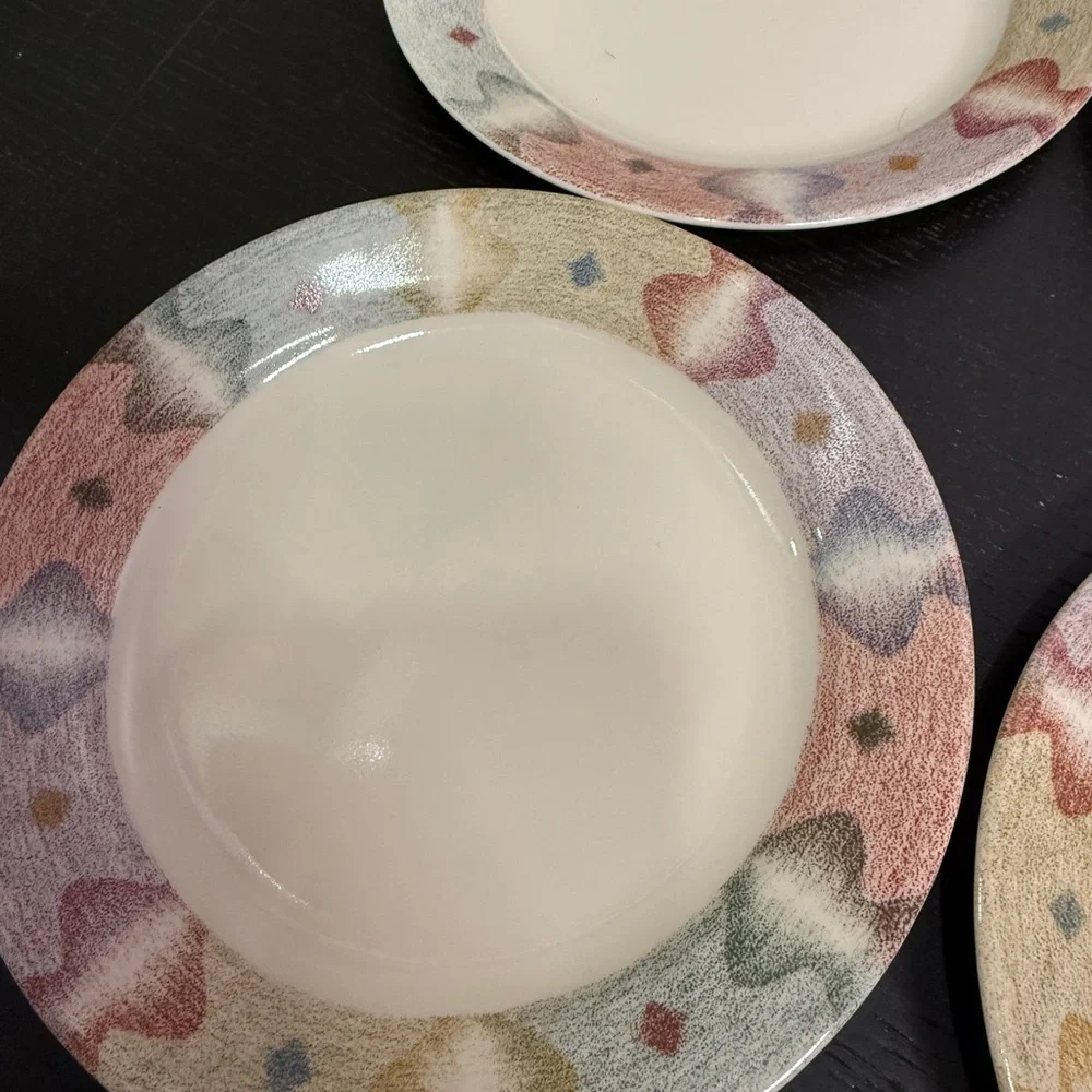 1980’a Corelle Mirage Cream Dinnerware Elegant Design set of 4 Plates 7.25 - Picture 5 of 11